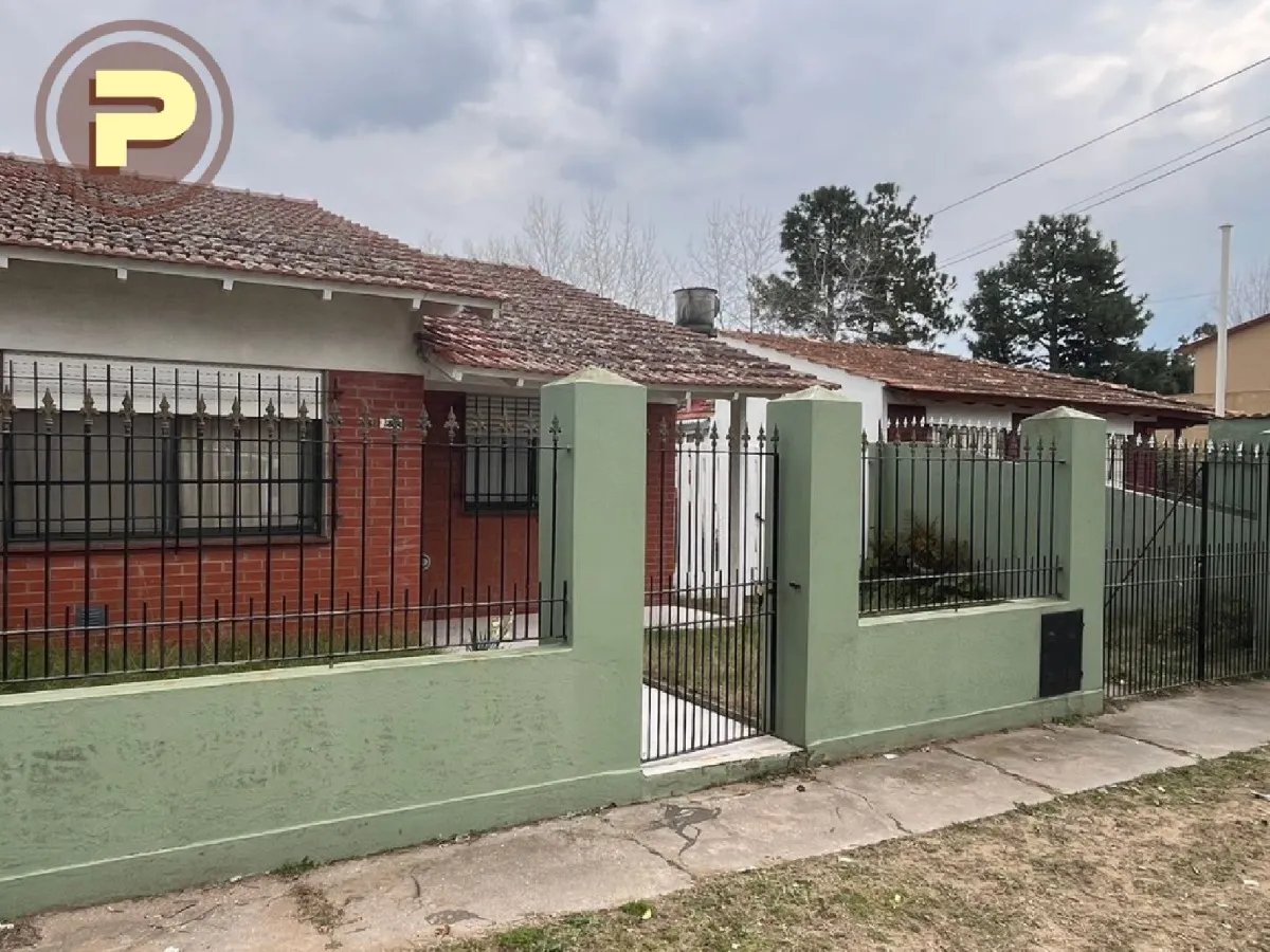 Hermoso Chalet sobre calle 5