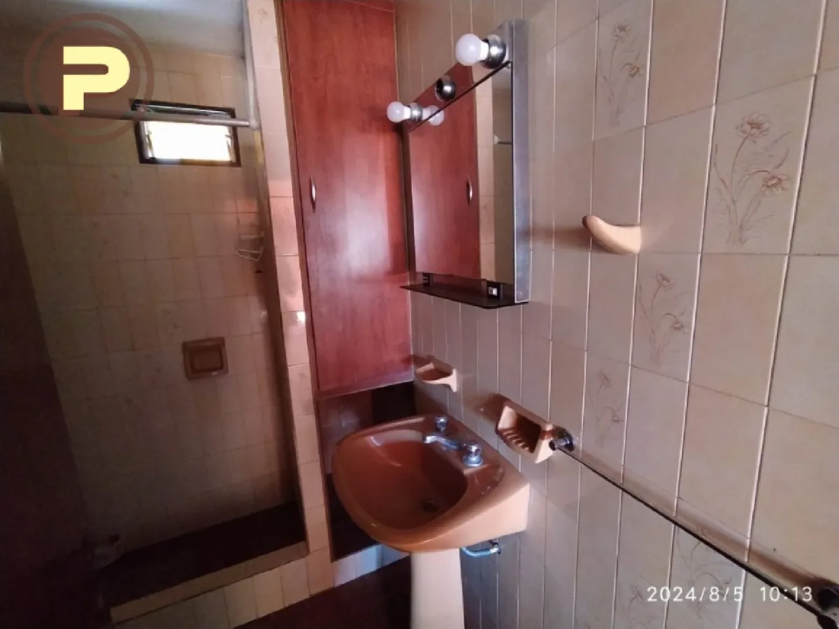 Hermoso Chalet sobre calle 5