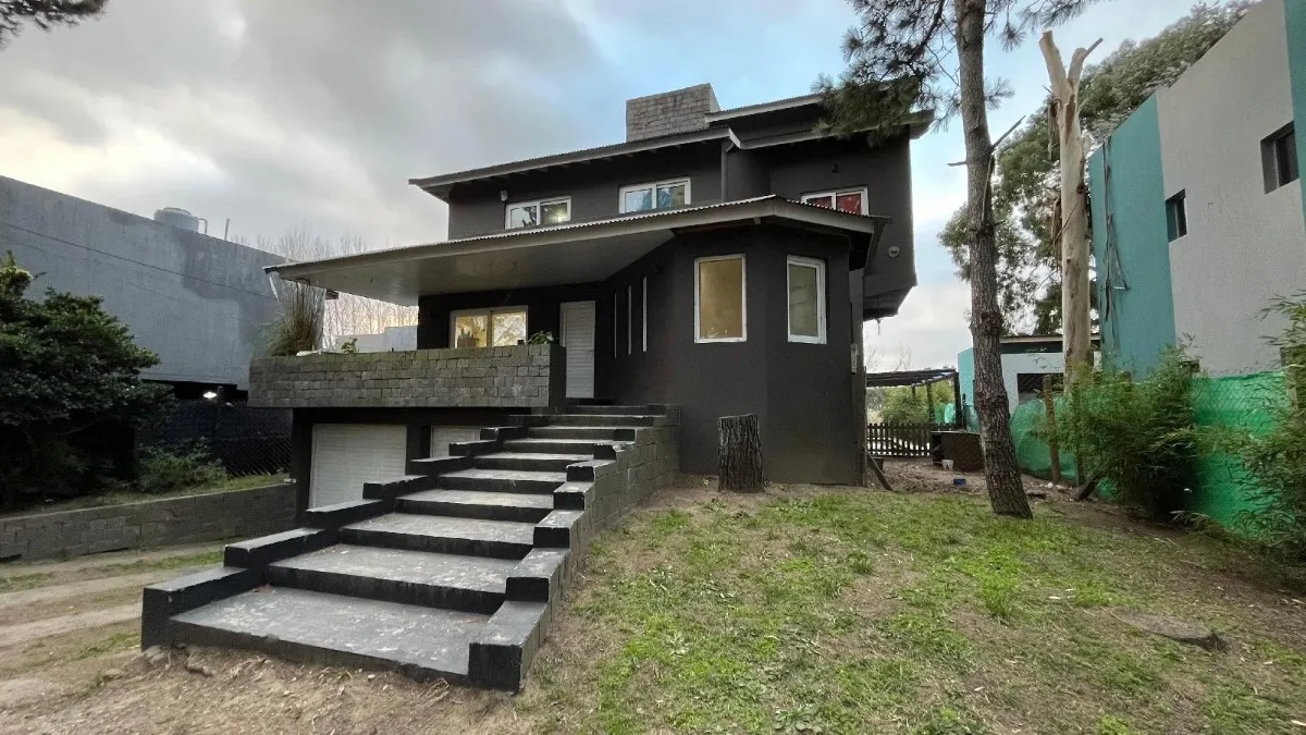 Casa En Venta En Santa Teresita