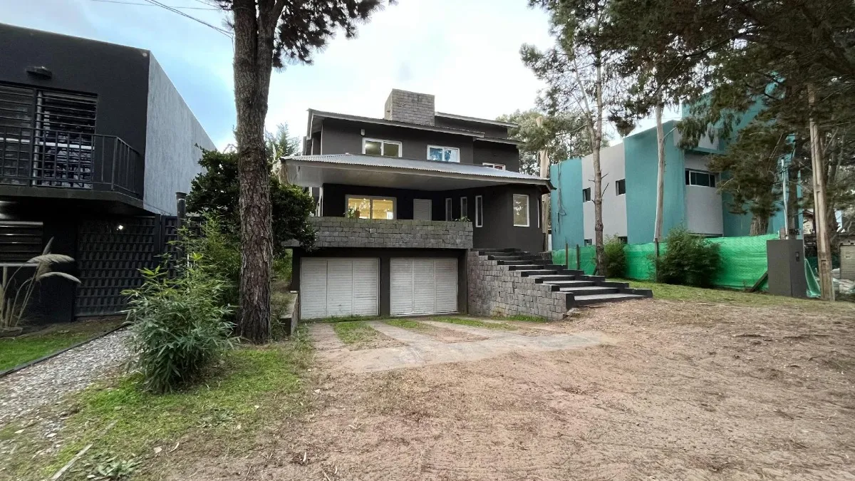 Casa En Venta En Santa Teresita