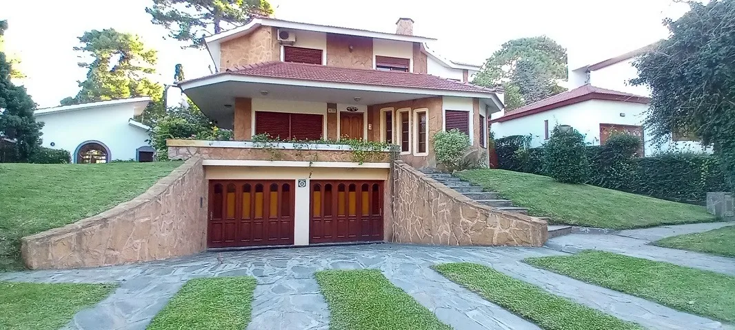 Casa En Venta En Santa Teresita