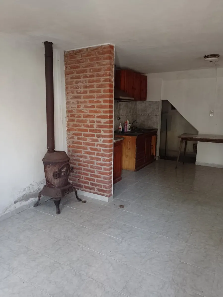 Casa En Block Comunicadas Con Patio Compartido En Las Toninas