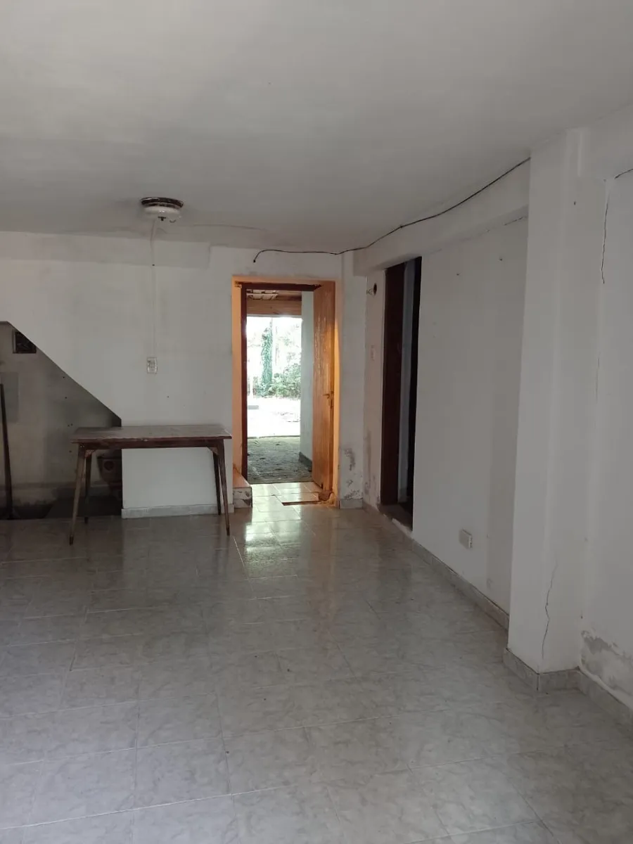 Casa En Block Comunicadas Con Patio Compartido En Las Toninas