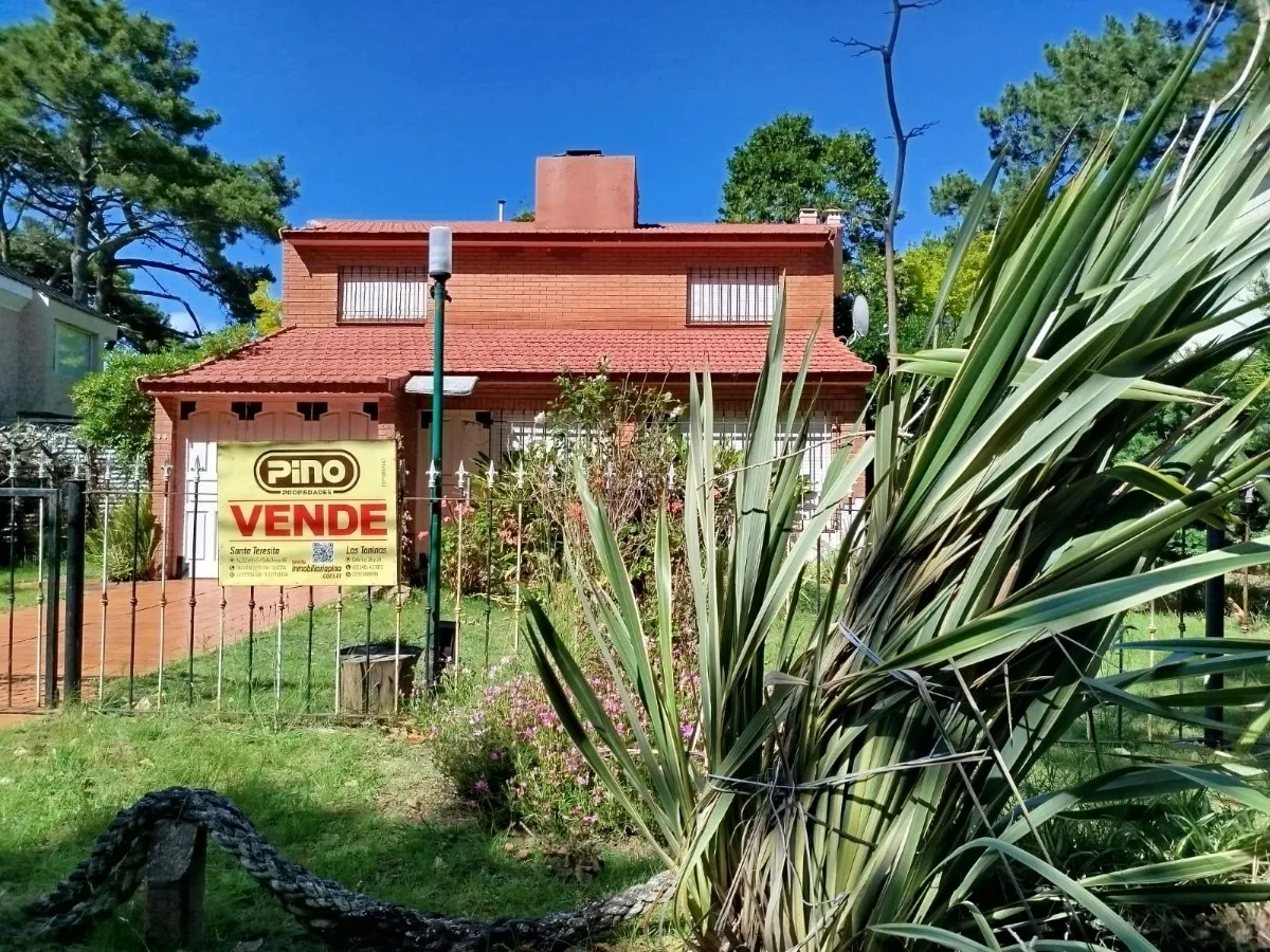 Casa 4 Ambientes Sobre El Monte De Santa Teresita