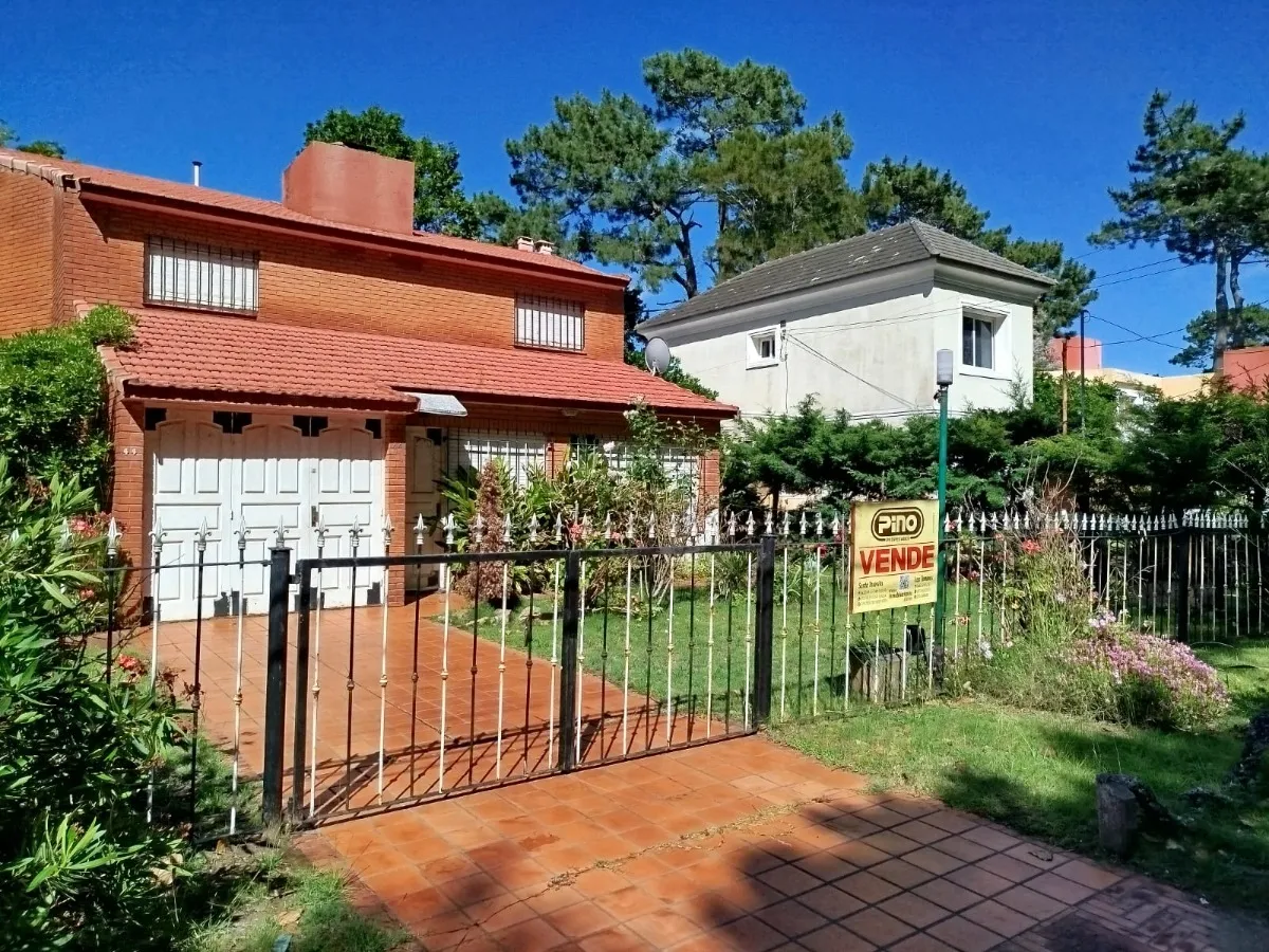 Casa 4 Ambientes Sobre El Monte De Santa Teresita