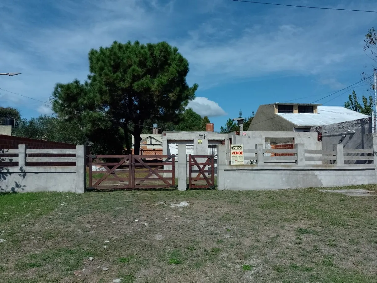 Casa 2 Ambientes Gran  Lote En Las Toninas A 4 Cuadras De La Playa