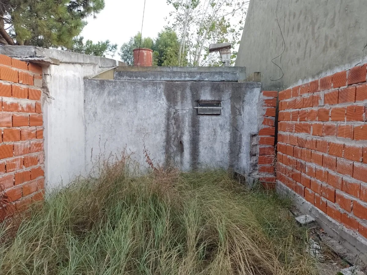 Casa 2 Ambientes Gran  Lote En Las Toninas A 4 Cuadras De La Playa