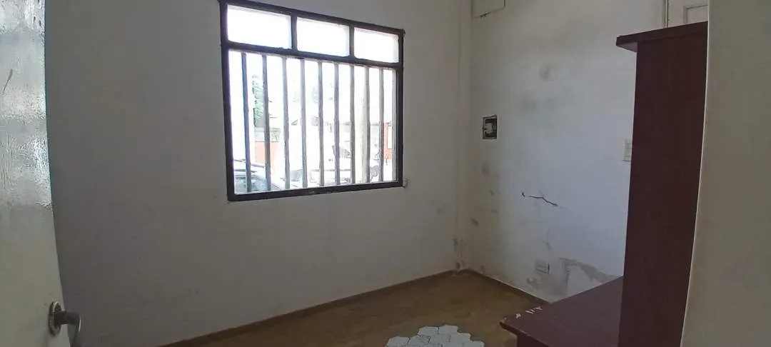 SE ALQUILA LOCAL SOBRE AVENIDA 79