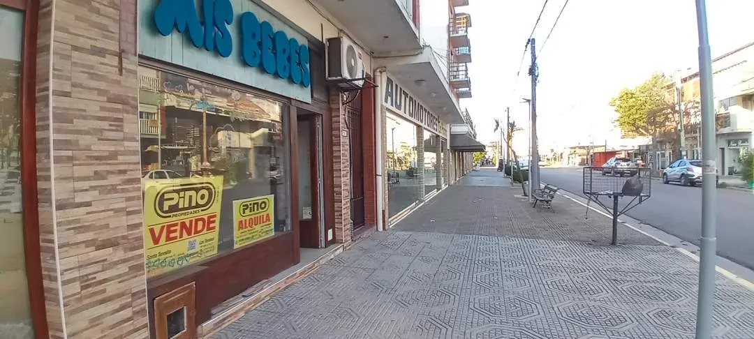 SE ALQUILA LOCAL SOBRE AVENIDA