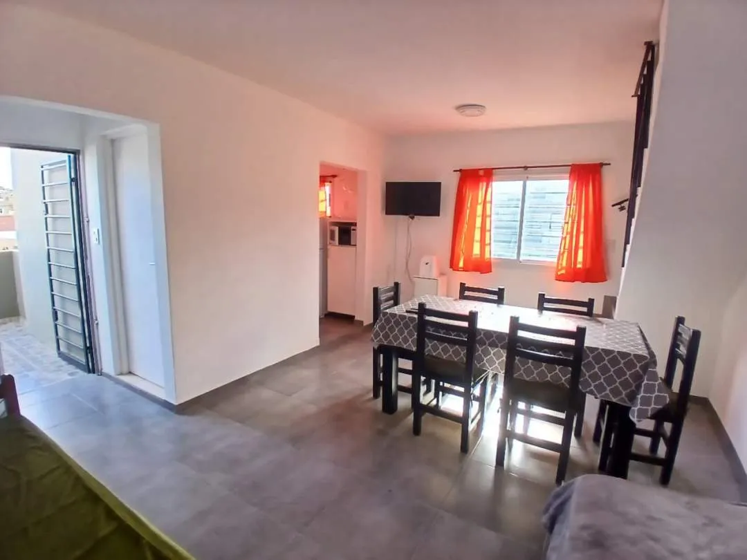 DEPARTAMENTO TIPO DUPLEX A 3 CUADRAS DEL MAR