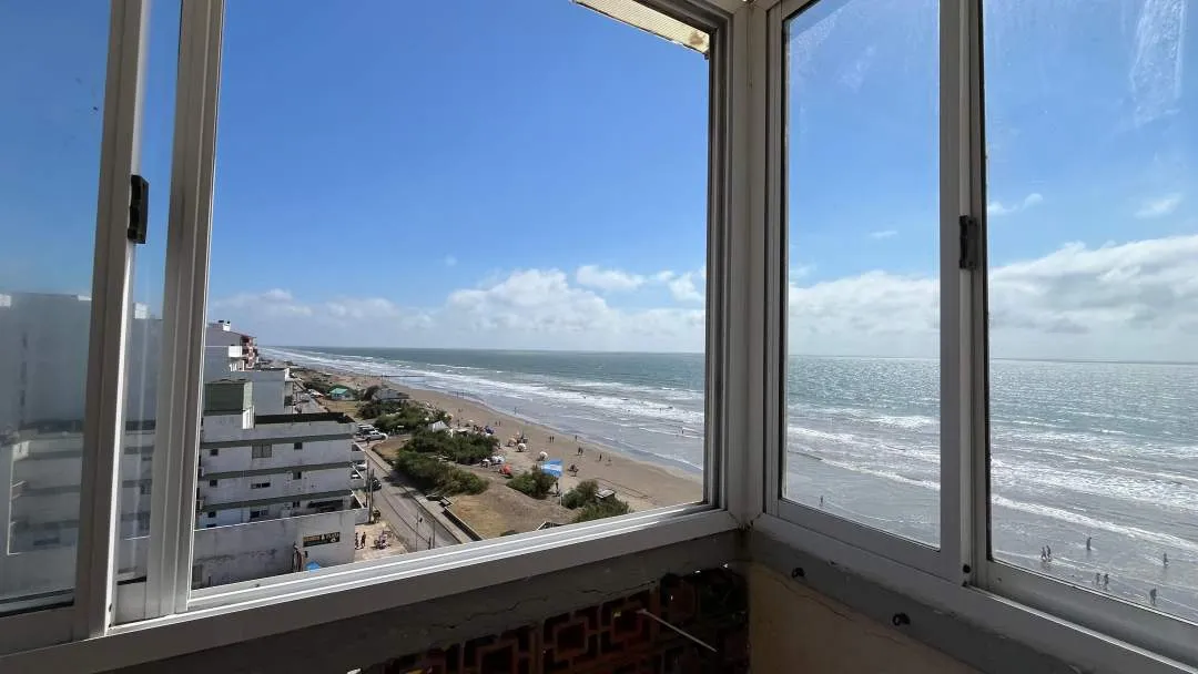 DEPARTAMENTO CON HERMOSA VISTA AL MAR