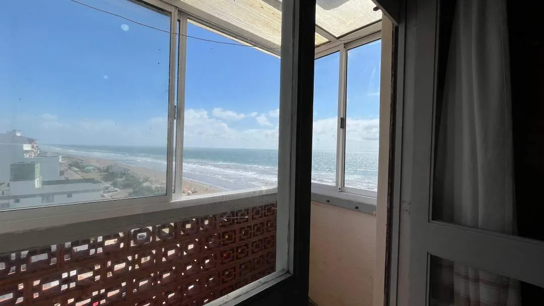 DEPARTAMENTO CON HERMOSA VISTA AL MAR