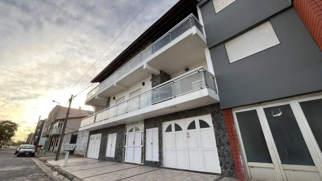 Espectacular edificio en block! "Per Noi"
