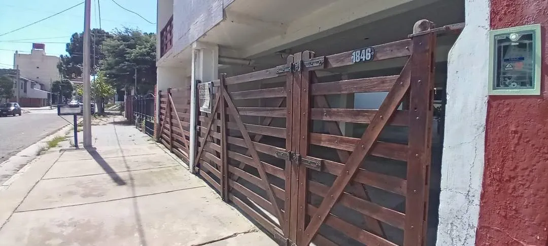 2 CASAS EN BLOCK A 150M DEL MAR