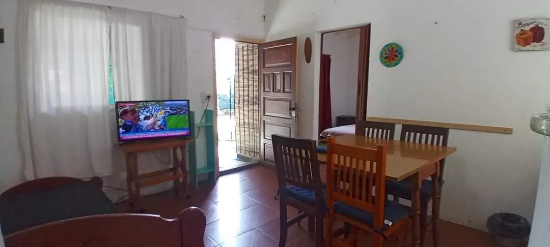 2 CASAS EN BLOCK A 150M DEL MAR