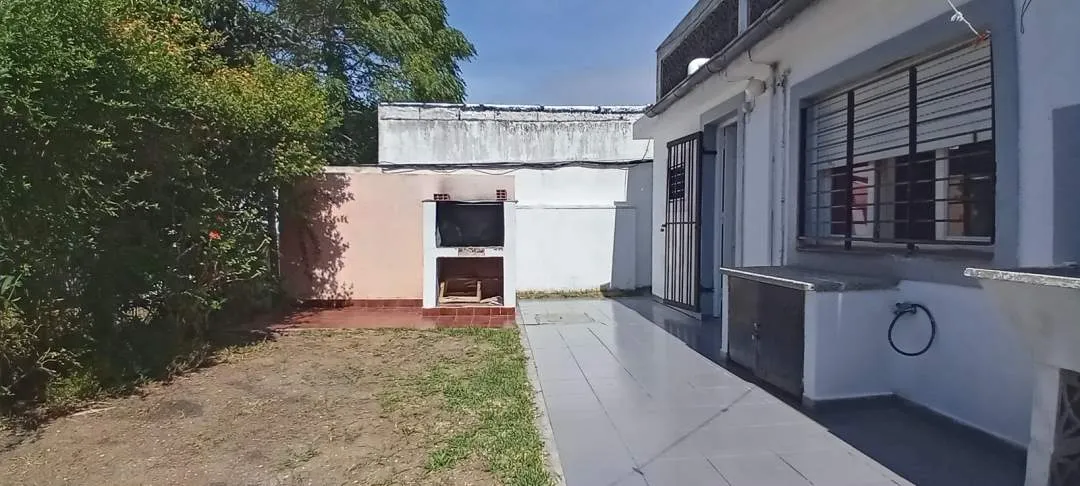 2 CASAS EN BLOCK A 150M DEL MAR