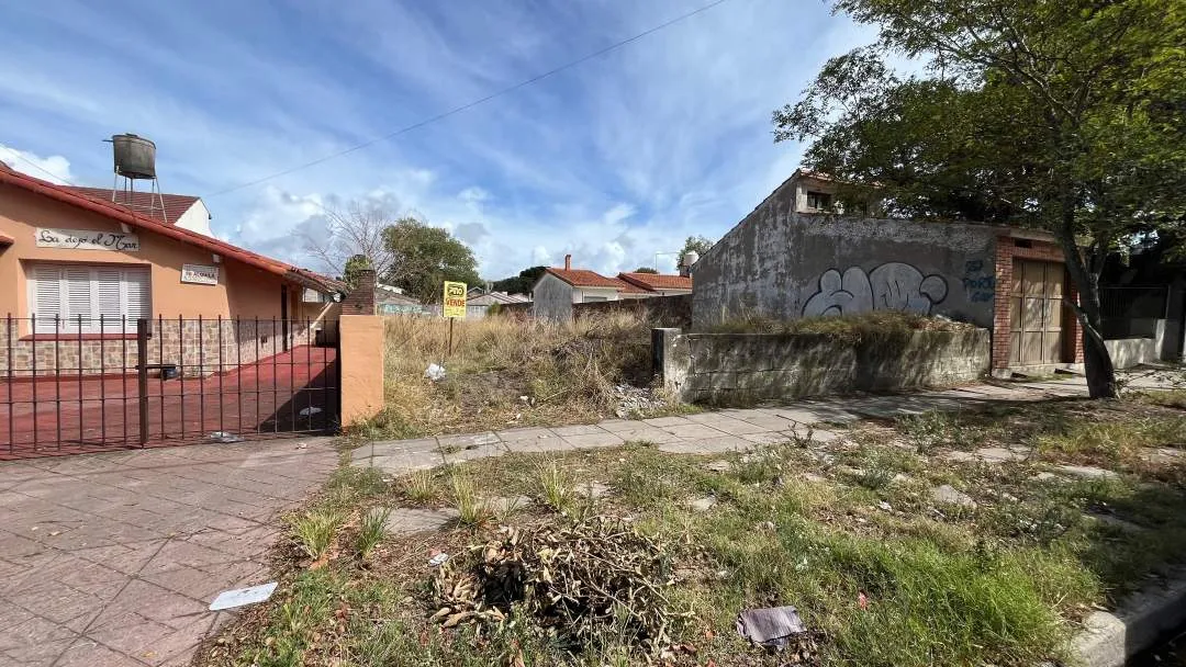 LOTE BALDIO A 450 MTS DEL MAR !!