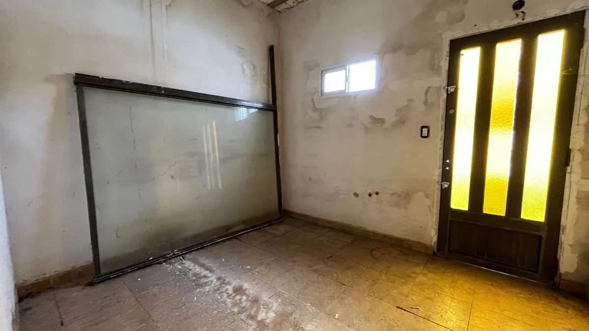 RESERVADO!!!      Se Venden 2 Locales Y 1 Casa
