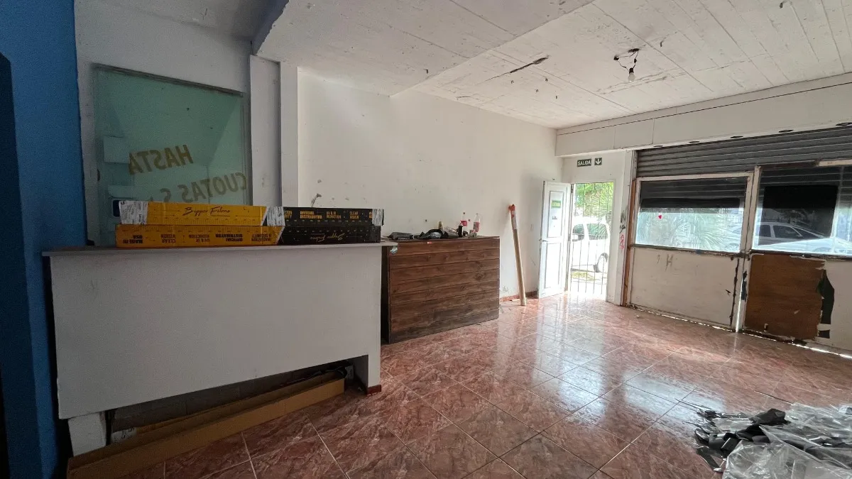 RESERVADO!!!      Se Venden 2 Locales Y 1 Casa