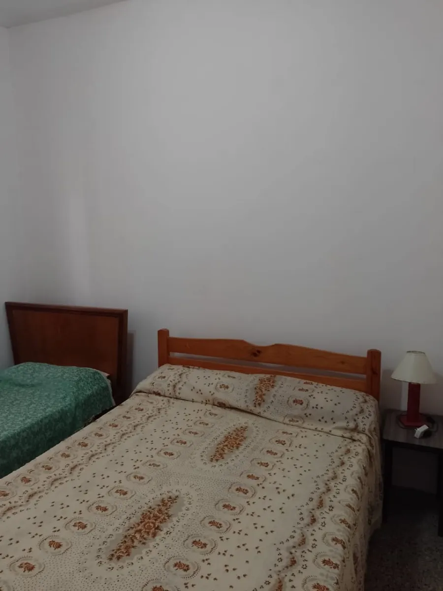 Casa Sola En Lote En Las Toninas A 3 Cuadras Del Mar