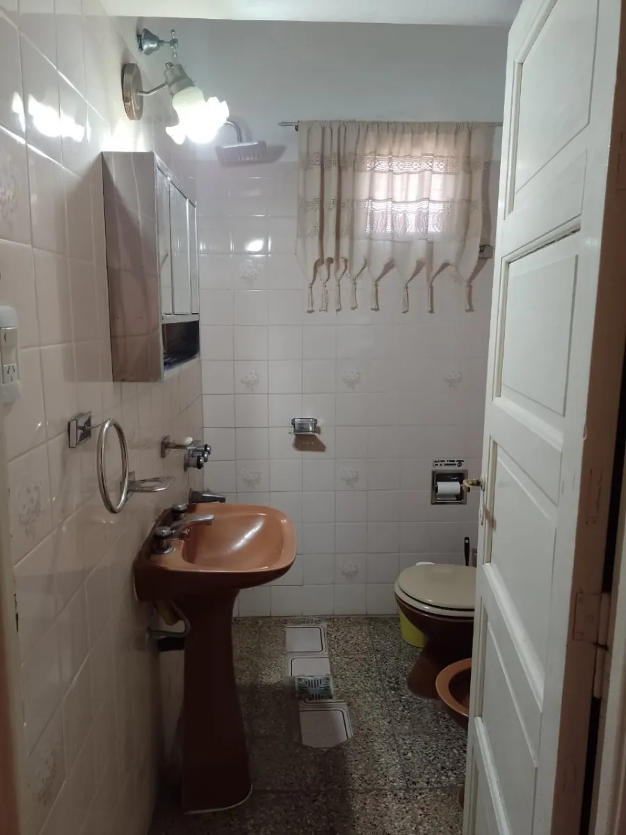 Casa Sola En Lote En Las Toninas A 3 Cuadras Del Mar