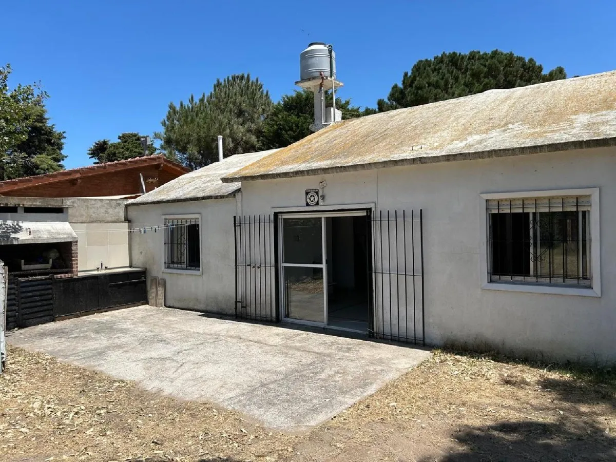 Se Vende Casa Con 4 Dormitorios A 200m Del Mar