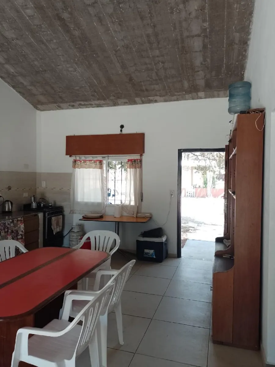 Se Vende Casa Con 4 Dormitorios A 200m Del Mar
