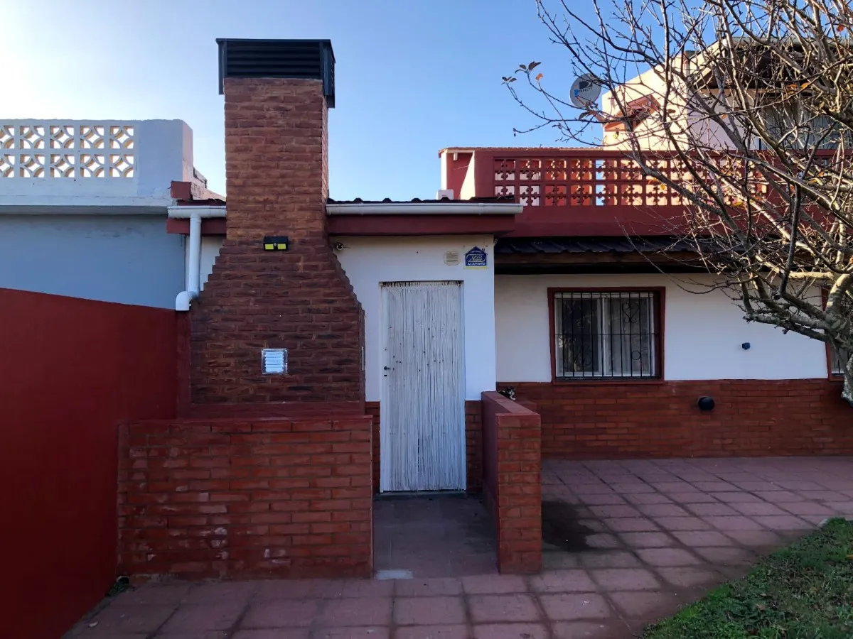 Venta En Block Las Toninas Casa Quincho Departamento A 1 Cuadra Del Mar