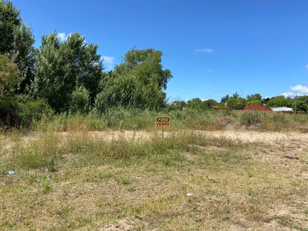Lote En Zona Residencial De Las Toninas A Metros De La Terminal De Omnibus