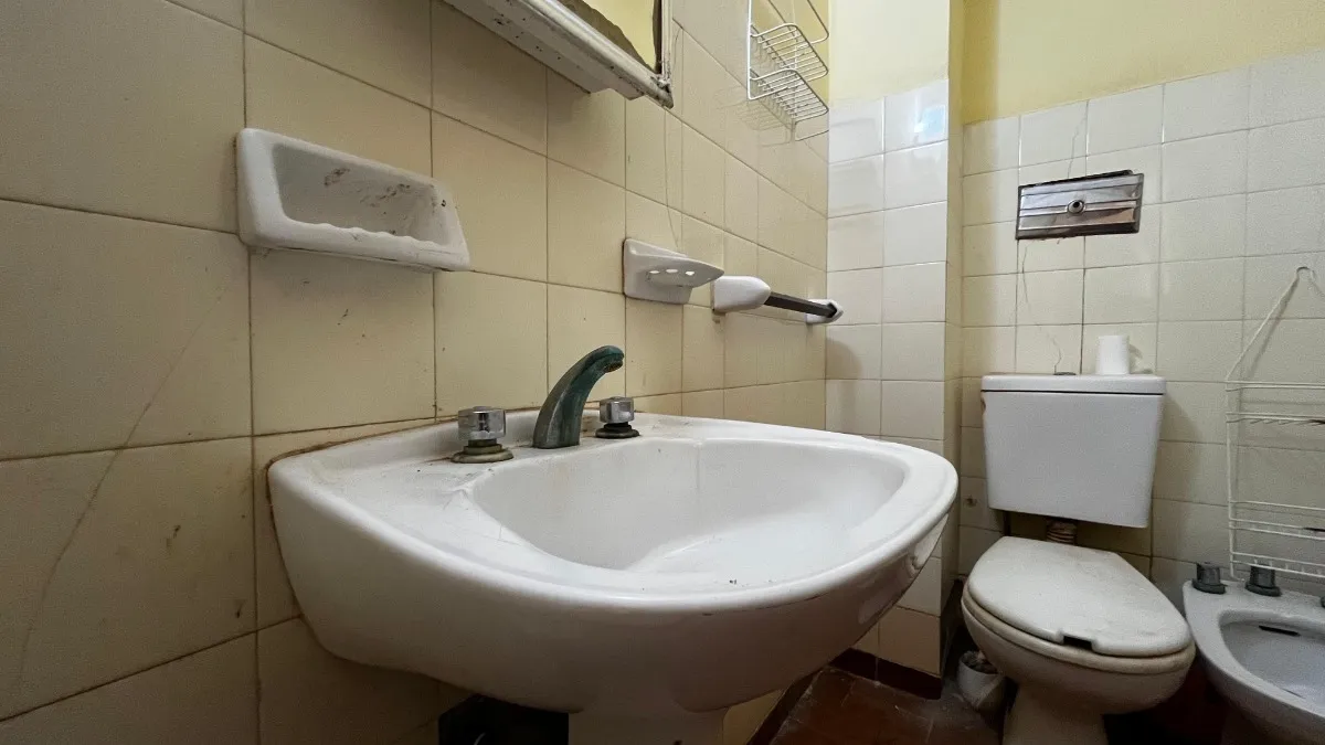 Se Vende Monoambiente En Peatonal. Santa Teresita