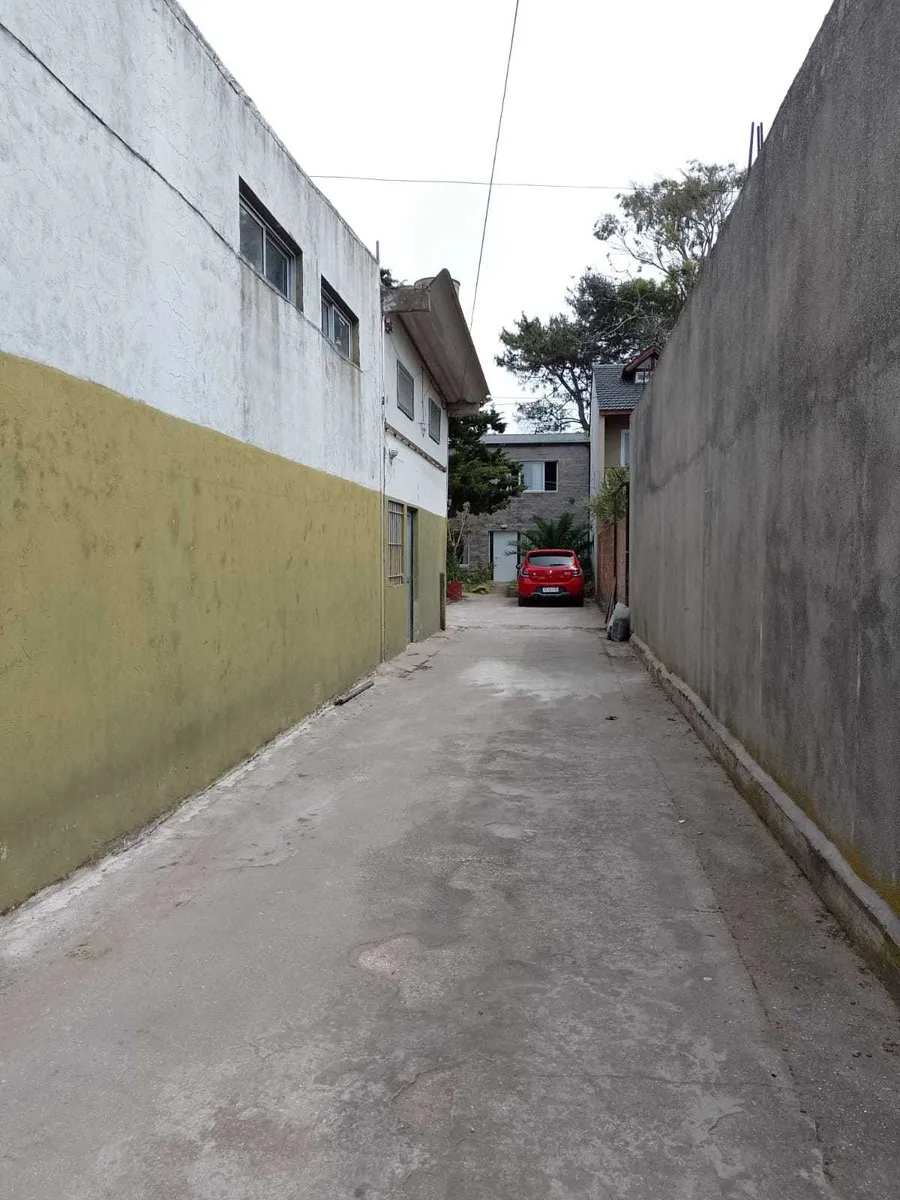 Venta En Block Sobre Avenida Comercial En Las Toninas