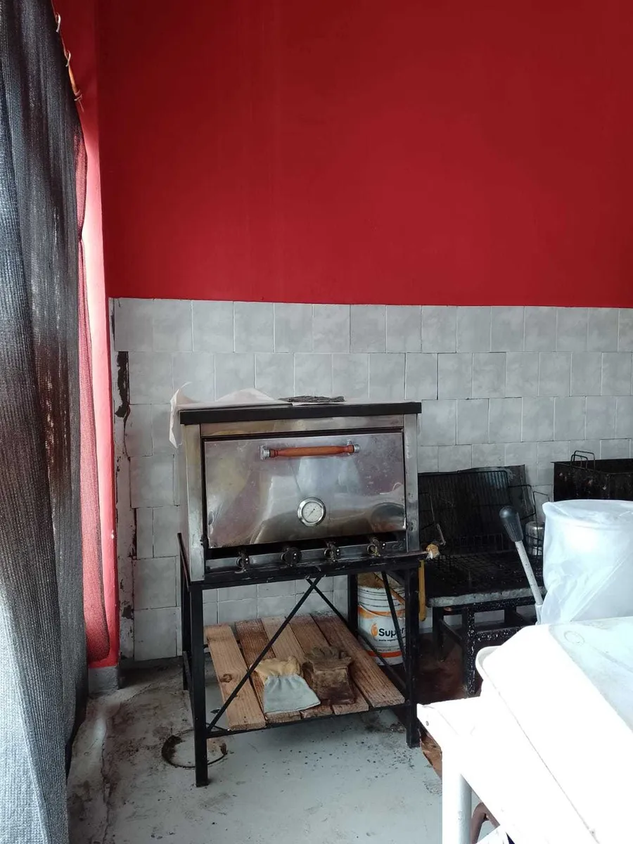 Venta En Block Sobre Avenida Comercial En Las Toninas