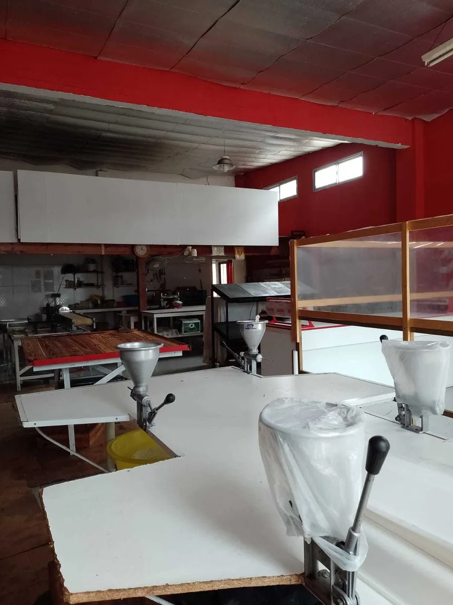 Venta En Block Sobre Avenida Comercial En Las Toninas