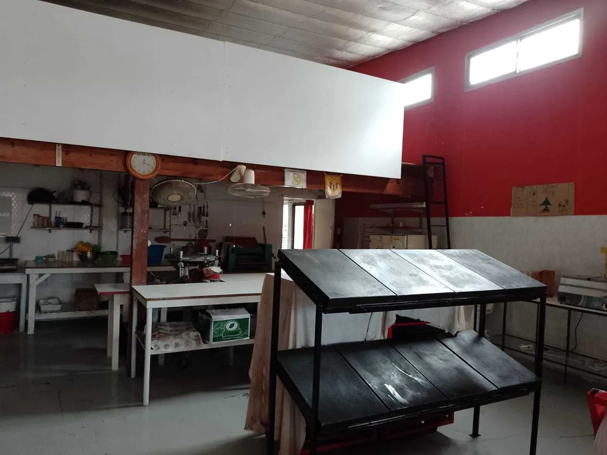 Venta En Block Sobre Avenida Comercial En Las Toninas