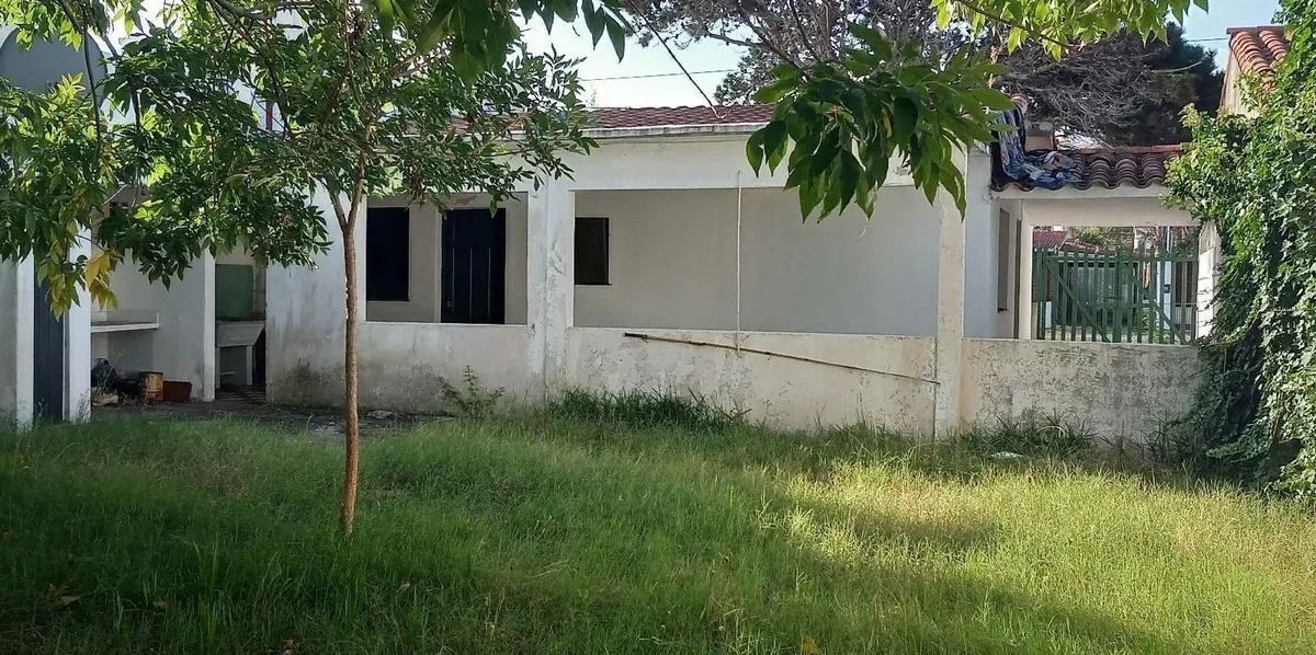 En El Barrio Mas Lindo De Santa Teresita! Casa/chalet Sola En Lote | Santa Teresita
