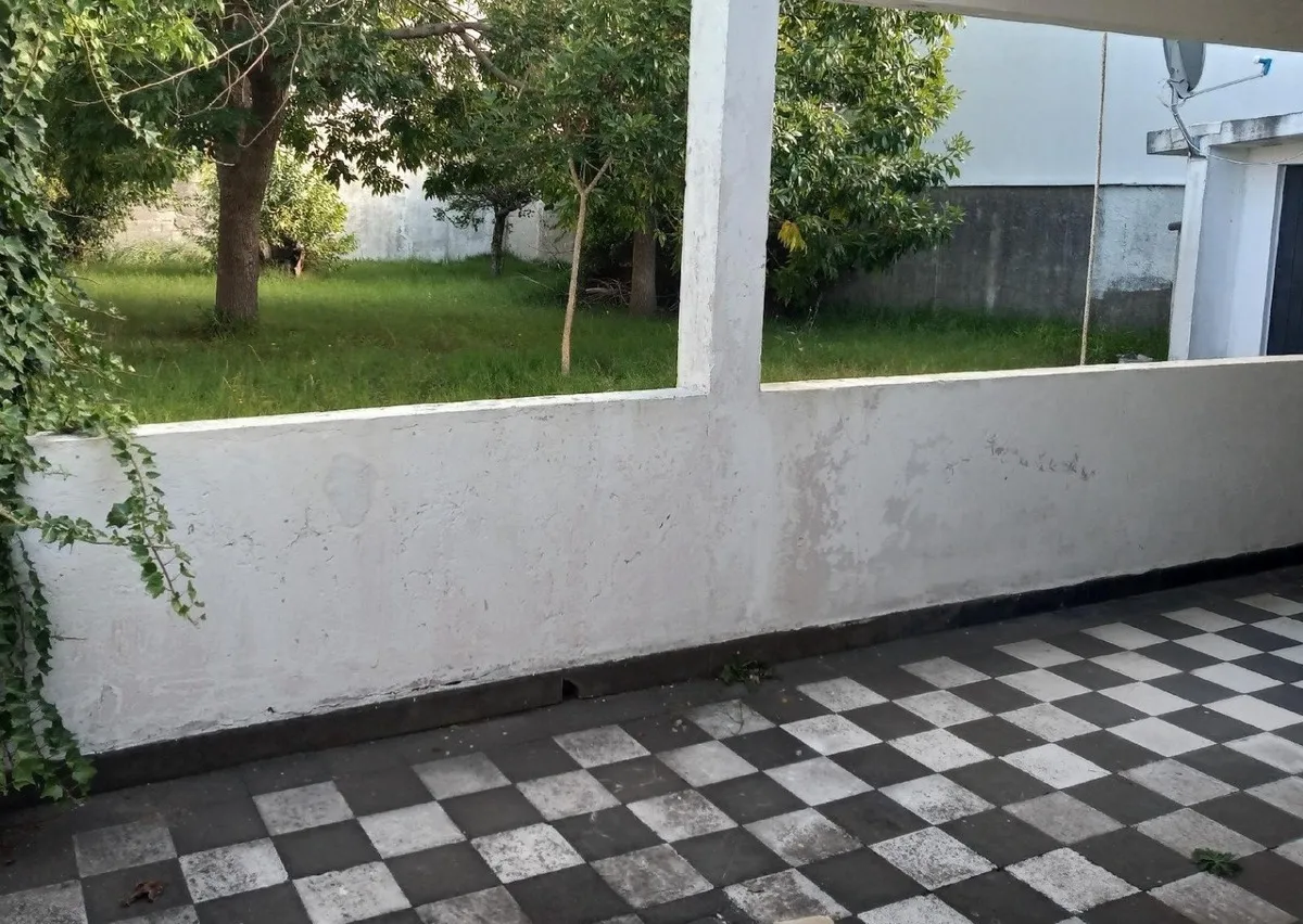 En El Barrio Mas Lindo De Santa Teresita! Casa/chalet Sola En Lote | Santa Teresita