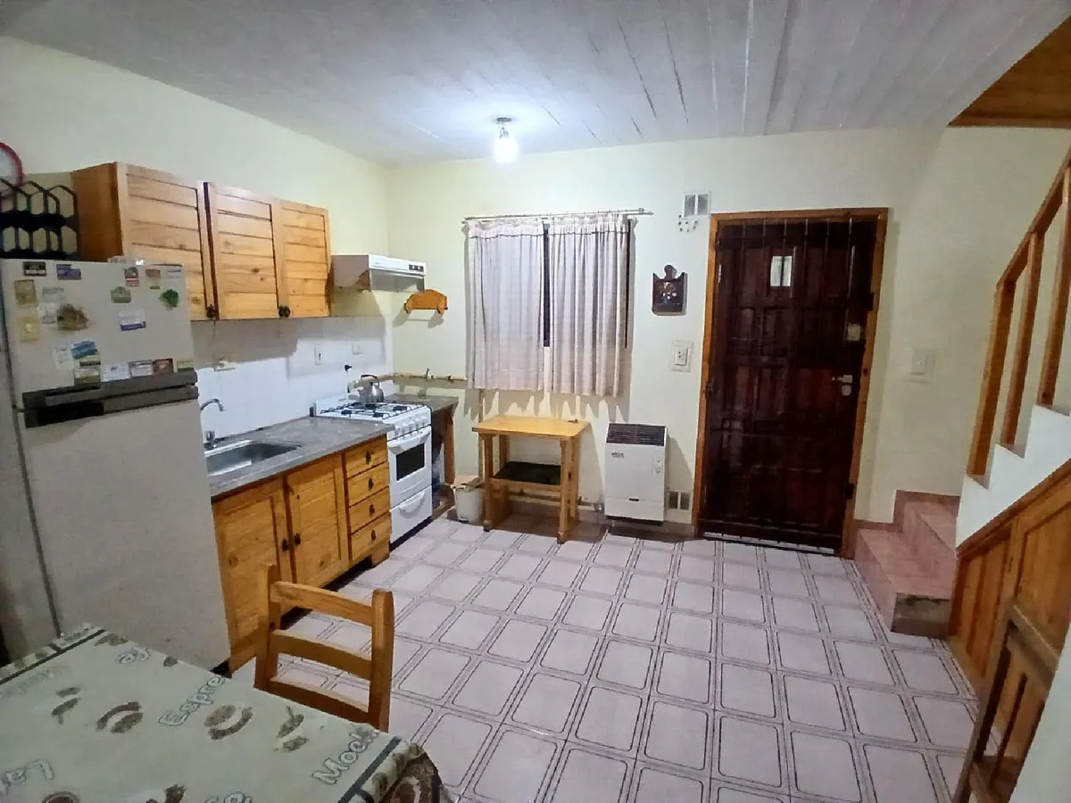 Gran Duplex!!             Cochera - Parrilla - Gas Conectado