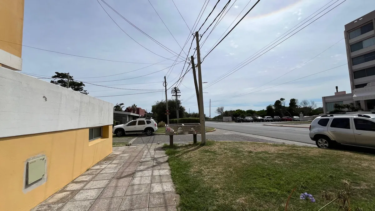 2 Ambientes En Excelente Zona De Santa Teresita