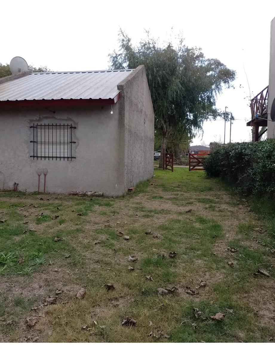 Casa Sola En Lote 2 Ambientes En Costa Chica Sobre Av 50