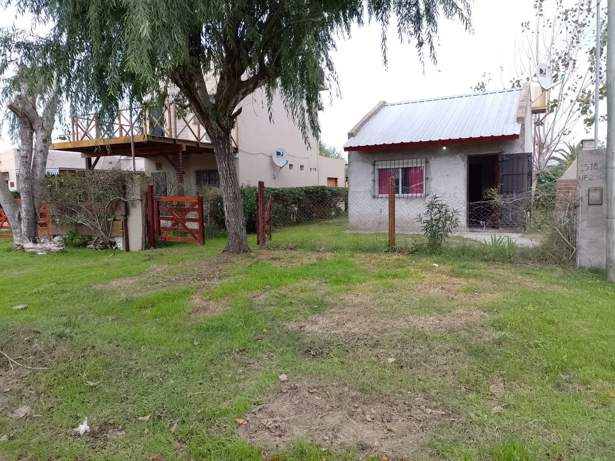 Casa Sola En Lote 2 Ambientes En Costa Chica Sobre Av 50