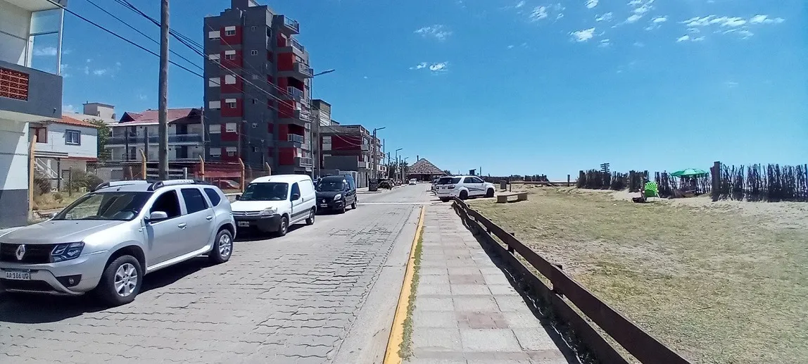 Se Vende Departamento 2 Amb Con Cochera Frente Al Mar