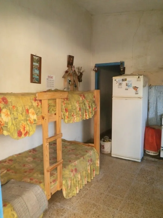 Casa Sola En Lote En Zona Residencial
