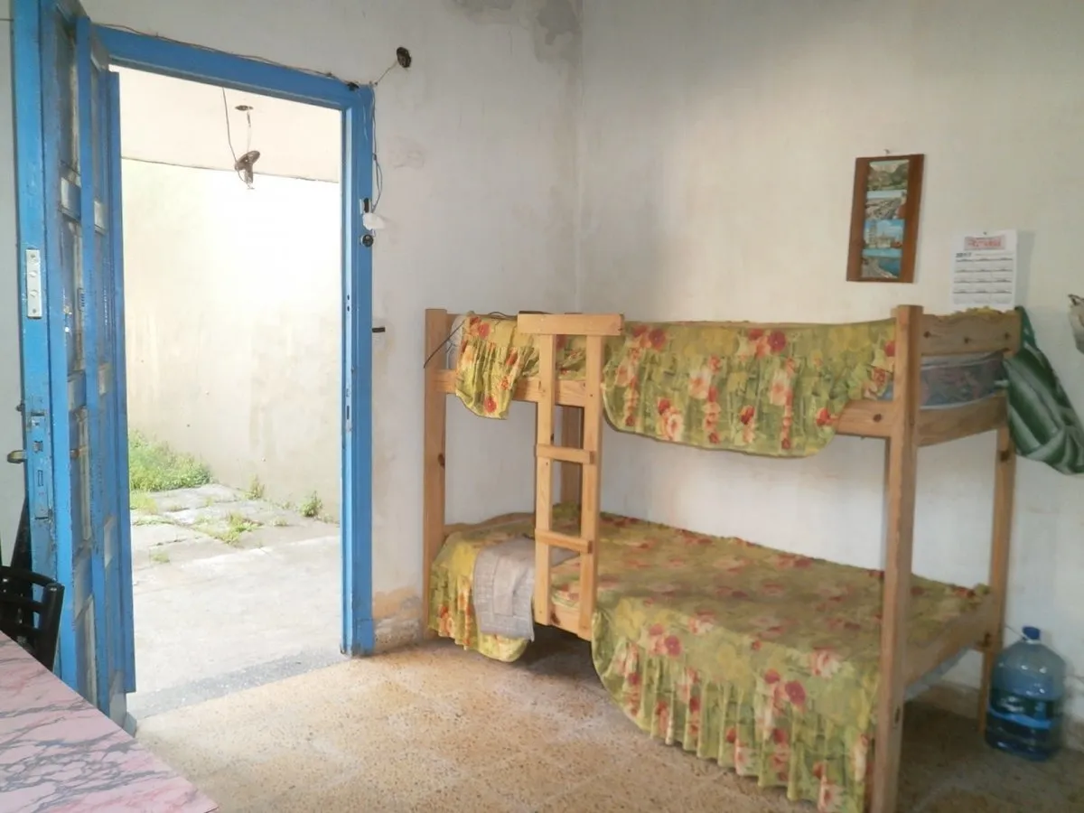 Casa Sola En Lote En Zona Residencial