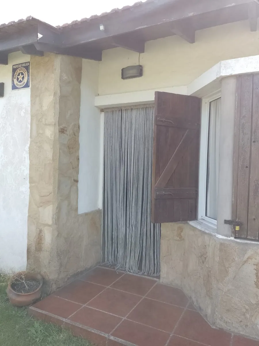 Impecable Casa En Costa Chica 3 Ambientes Gas Natural