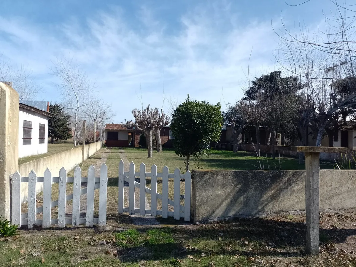 Tipo Casa 4 Ambientes En Zona Residencial De Las Toninas Bajada De Playa La Escollera