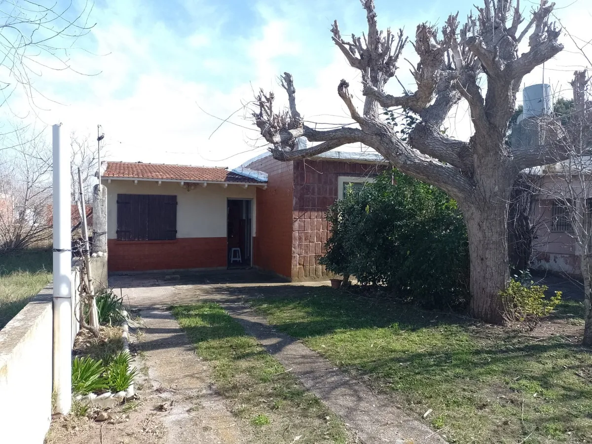 Tipo Casa 4 Ambientes En Zona Residencial De Las Toninas Bajada De Playa La Escollera