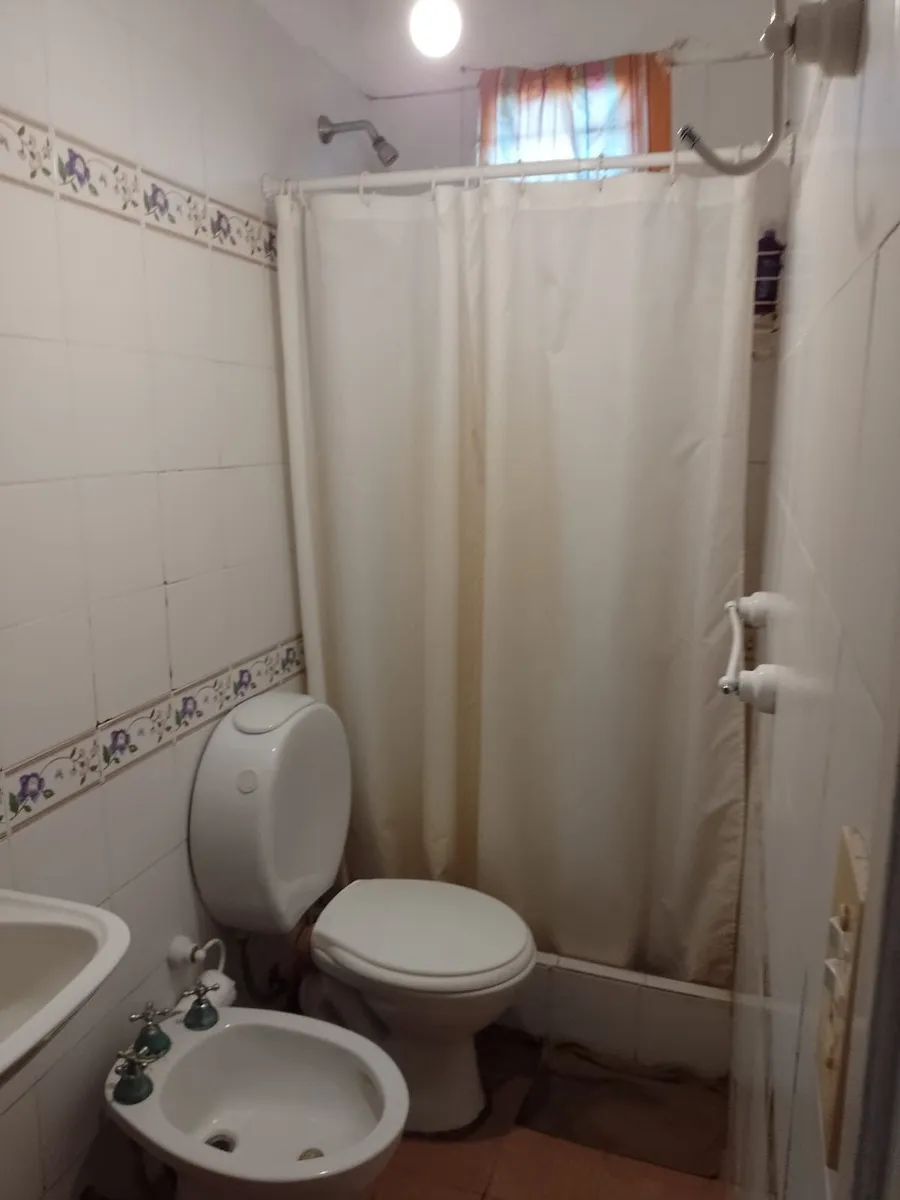 Tipo Casa 4 Ambientes En Zona Residencial De Las Toninas Bajada De Playa La Escollera