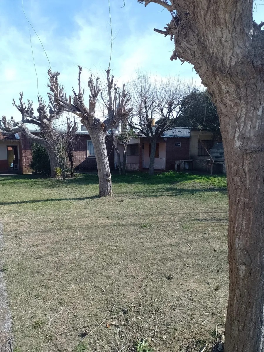 Tipo Casa 4 Ambientes En Zona Residencial De Las Toninas Bajada De Playa La Escollera