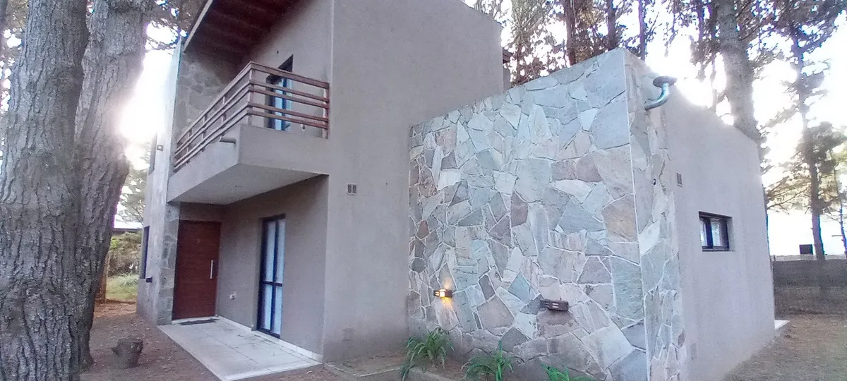 Hermoso Complejo De 6 Departamentos En Santa Teresita
