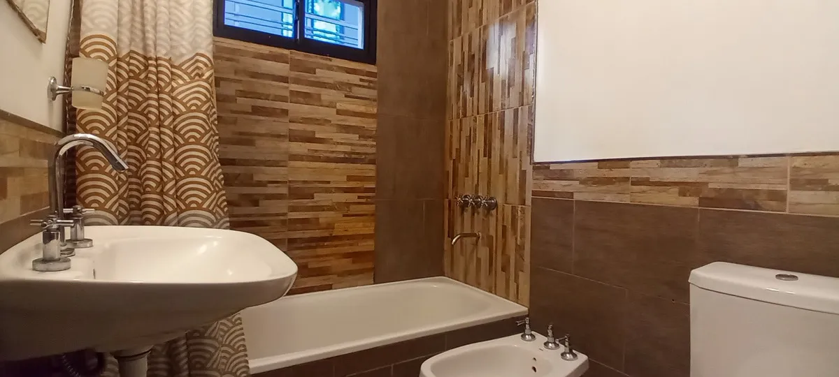 Hermoso Complejo De 6 Departamentos En Santa Teresita